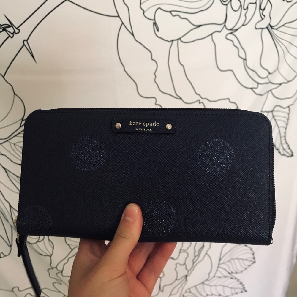 Kate Spade NWT Navy Polka Dot Wallet